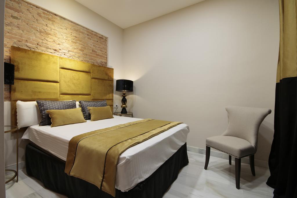 Suites Gran Via Capilla Real กรานาดา ภายนอก รูปภาพ